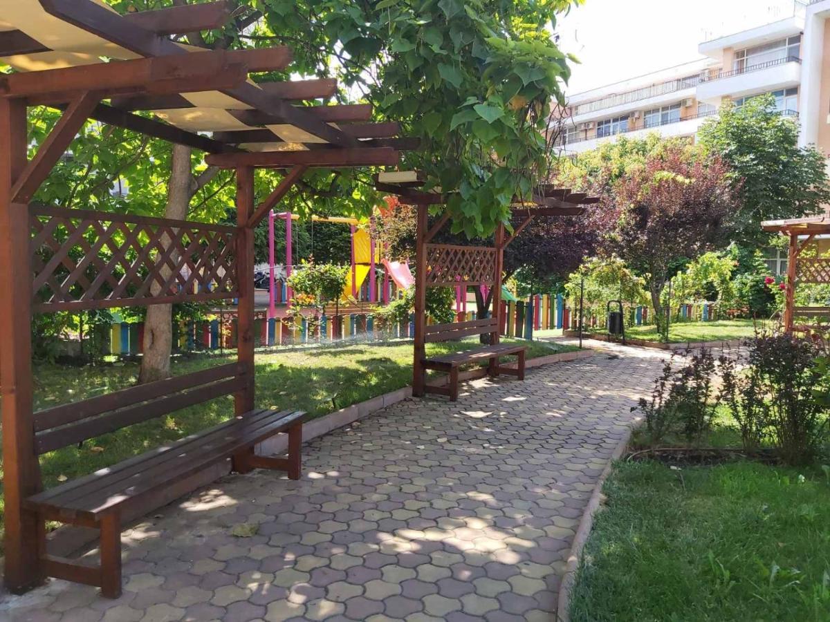 Holiday Apartments Grand Kamelia Сонячний Берег Екстер'єр фото