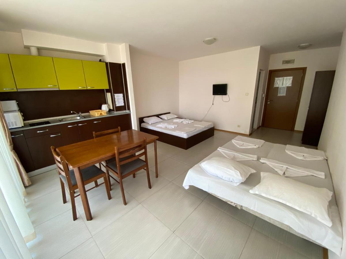 Holiday Apartments Grand Kamelia Сонячний Берег Екстер'єр фото