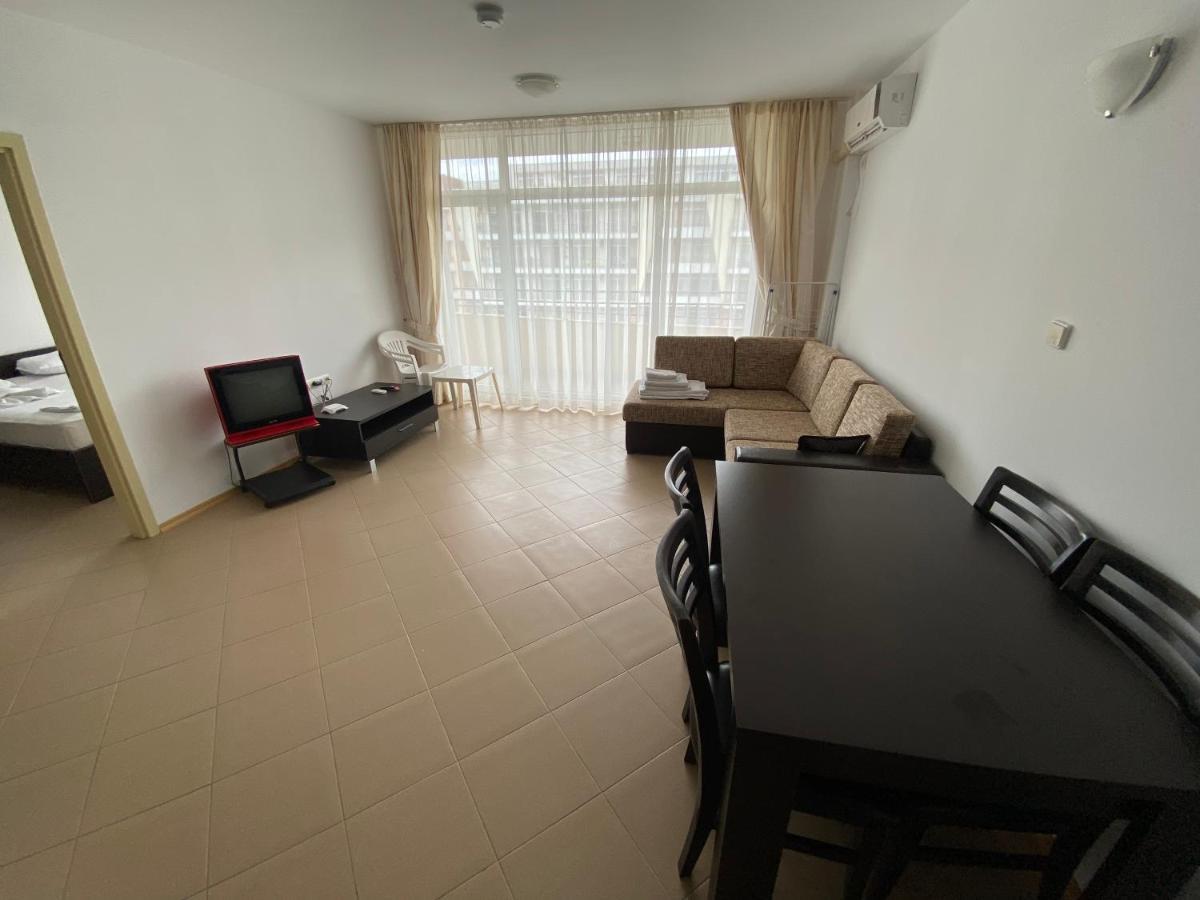 Holiday Apartments Grand Kamelia Сонячний Берег Екстер'єр фото