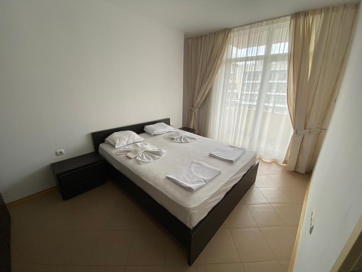 Holiday Apartments Grand Kamelia Сонячний Берег Екстер'єр фото