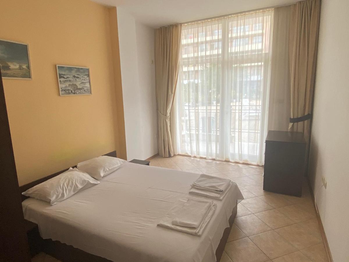 Holiday Apartments Grand Kamelia Сонячний Берег Екстер'єр фото