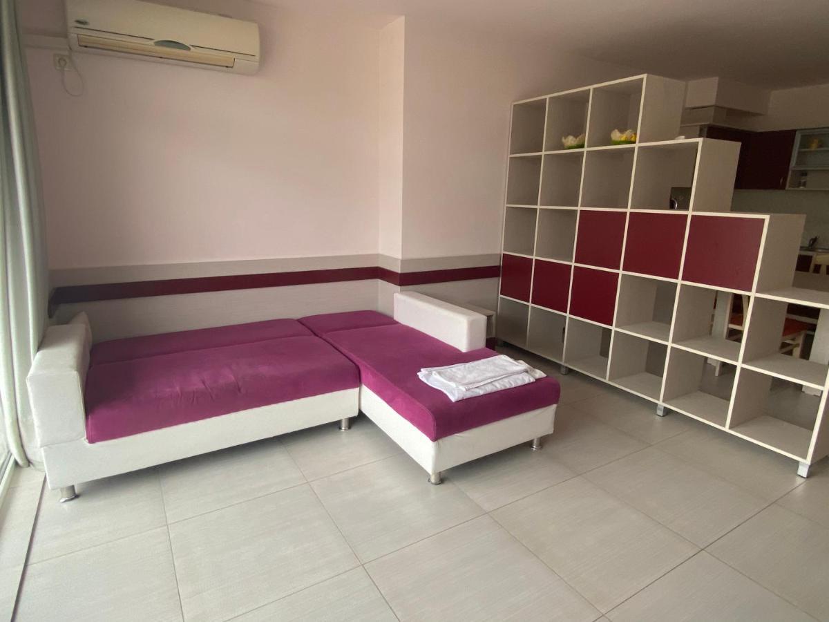Holiday Apartments Grand Kamelia Сонячний Берег Екстер'єр фото