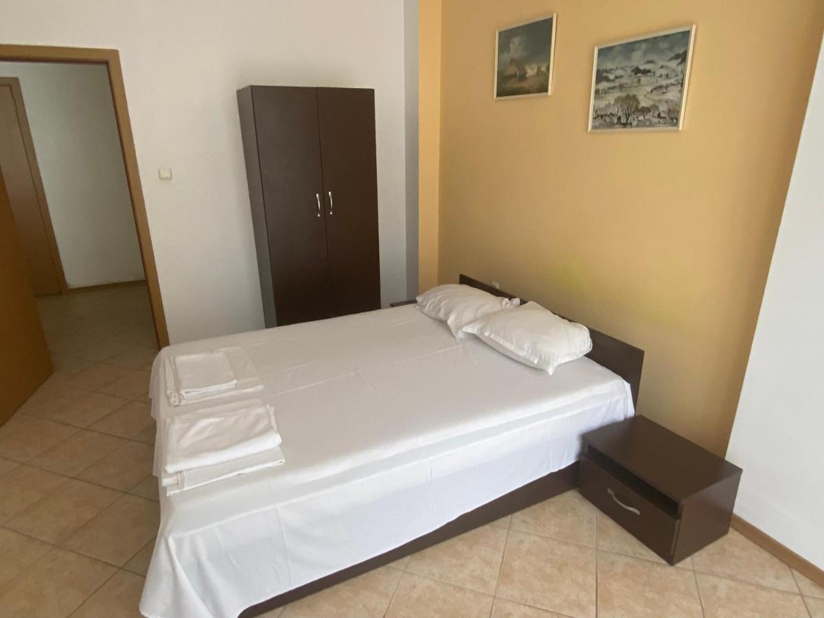 Holiday Apartments Grand Kamelia Сонячний Берег Екстер'єр фото