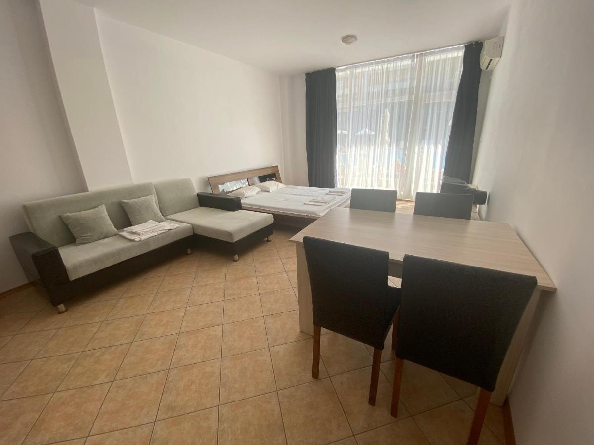 Holiday Apartments Grand Kamelia Сонячний Берег Екстер'єр фото