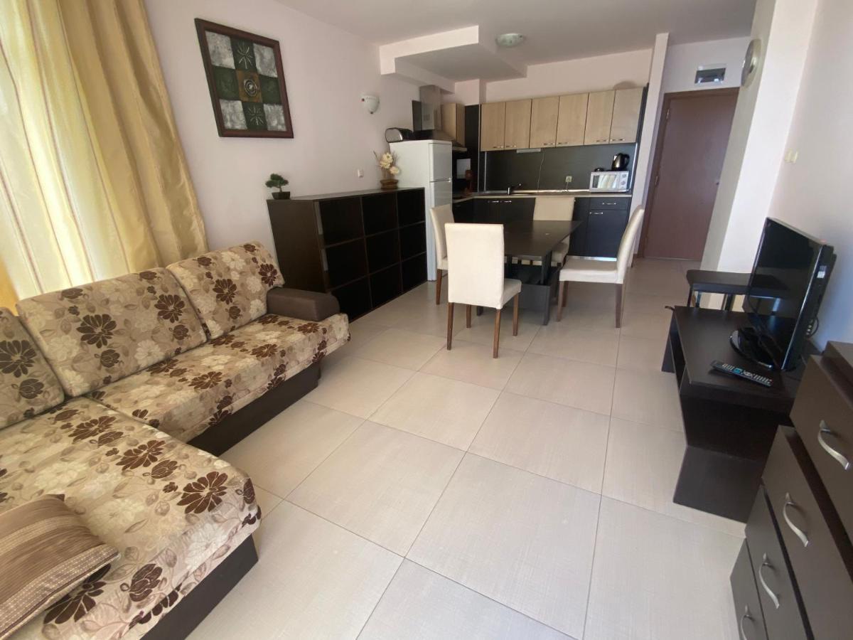 Holiday Apartments Grand Kamelia Сонячний Берег Екстер'єр фото